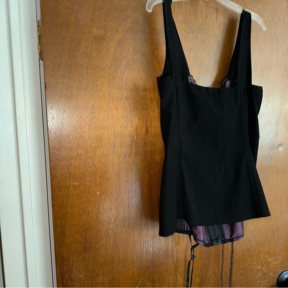 Black and Purple Lace-Up Corset - Picture 3 of 12